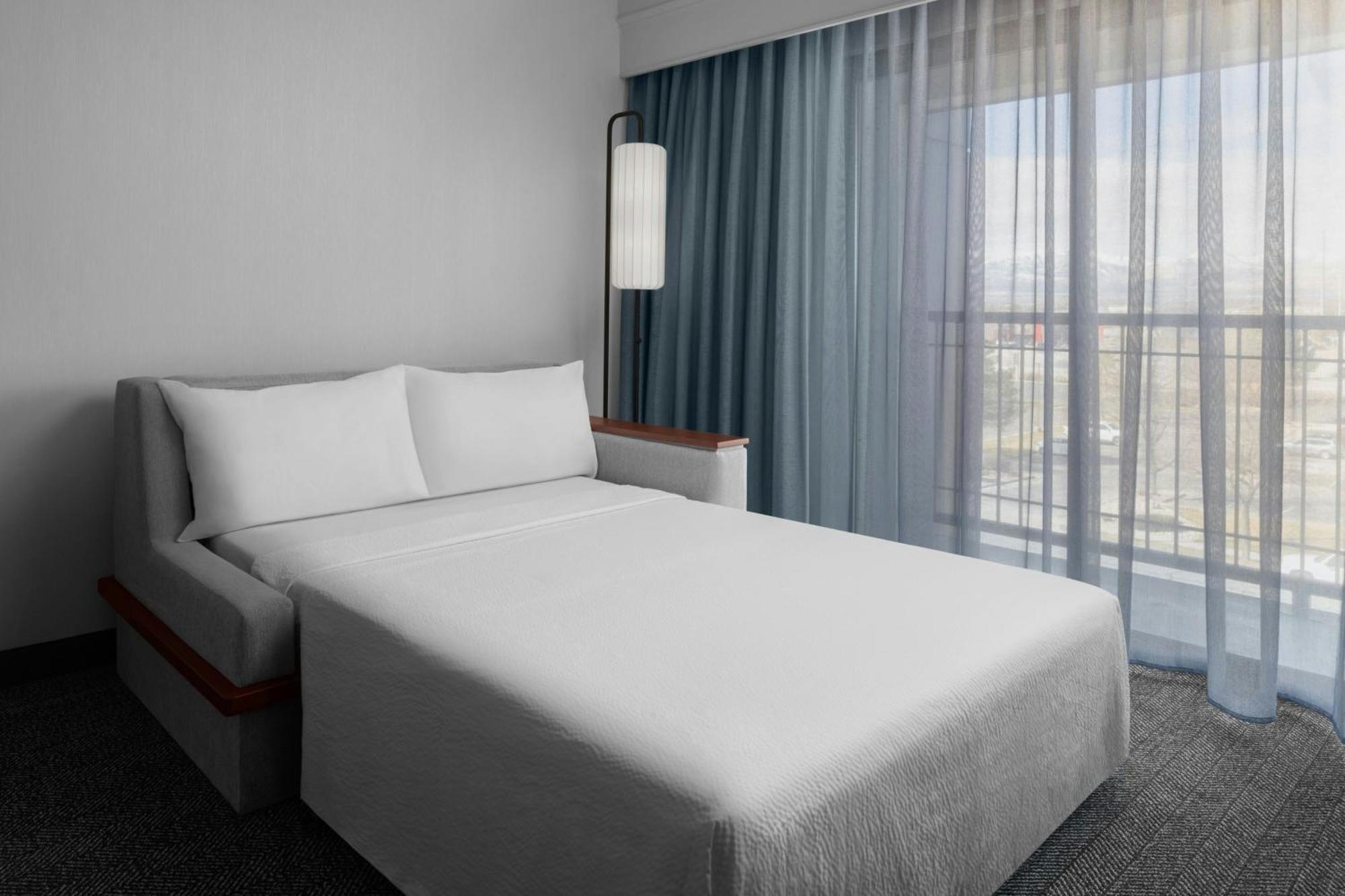 Courtyard By Marriott Salt Lake City Sandy Esterno foto